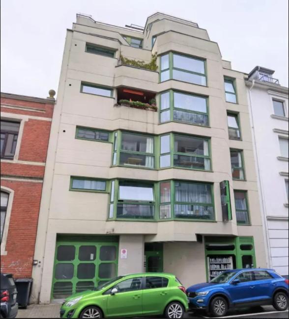 Modernes Appartement In Der Innenstadt Кьолн Екстериор снимка