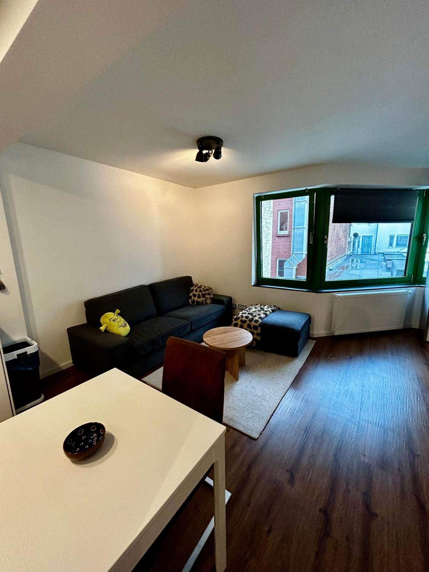 Modernes Appartement In Der Innenstadt Кьолн Екстериор снимка